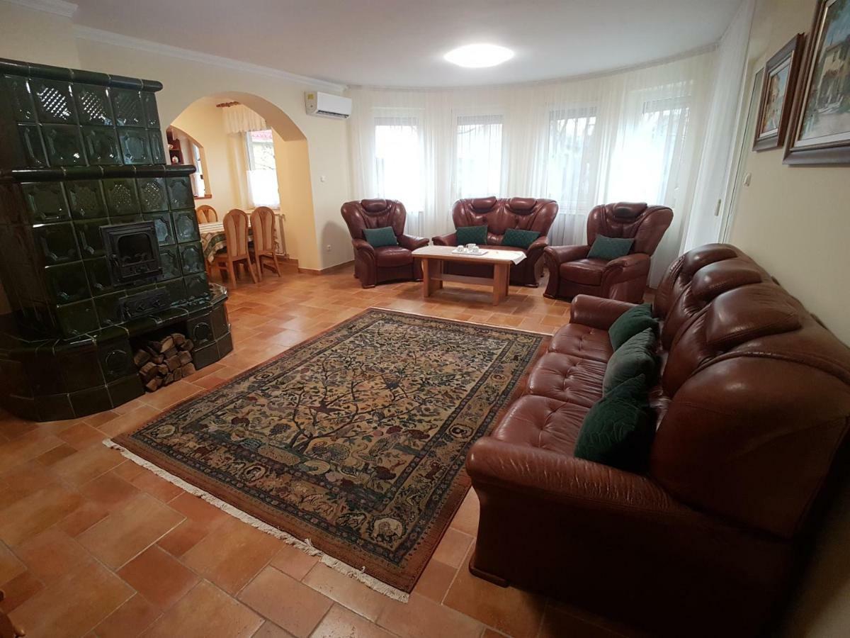 Villa Bellanova Hajduszoboszlo Exterior foto