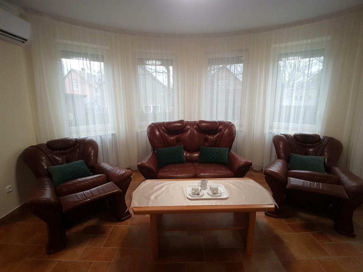 Villa Bellanova Hajduszoboszlo Exterior foto